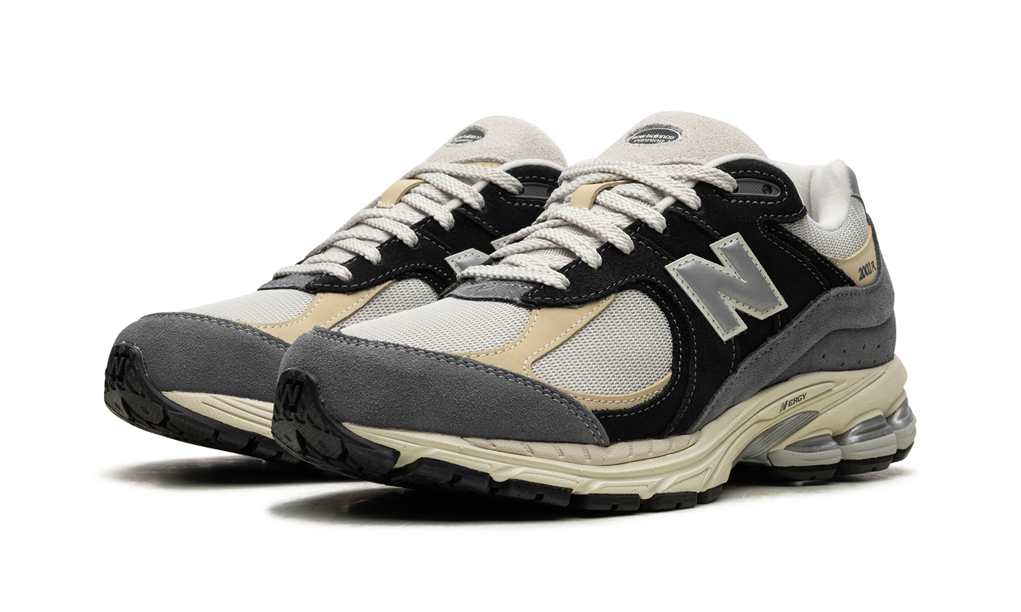 New Balance 2002R Magnet Sandstone