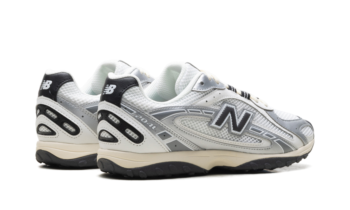 New Balance 204L Silver Metallic Black