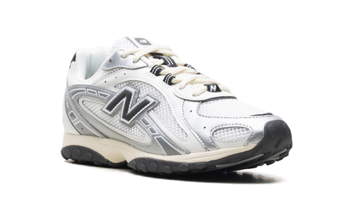 New Balance 204L Silver Metallic Black