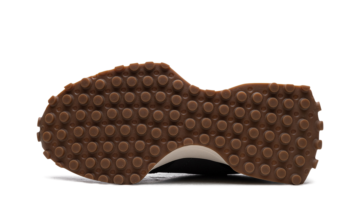 New Balance 327 Black Moonbeam