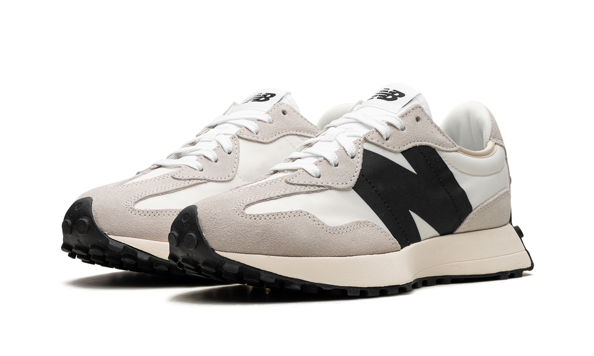 New Balance 327 Sea Salt Black