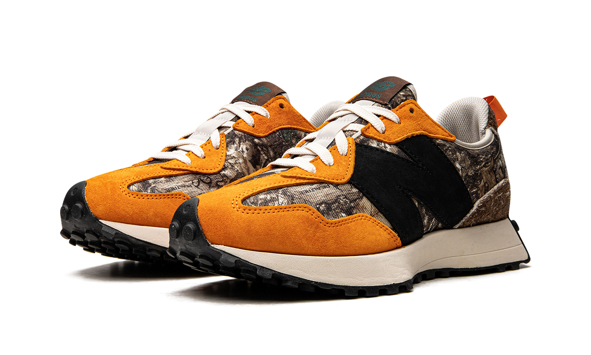 New Balance 327 atmos Realtree