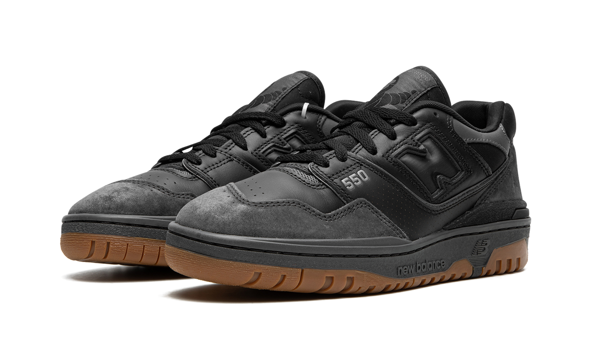 New Balance 550 Black Gum White