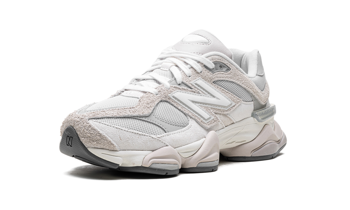 New Balance 9060 Grey