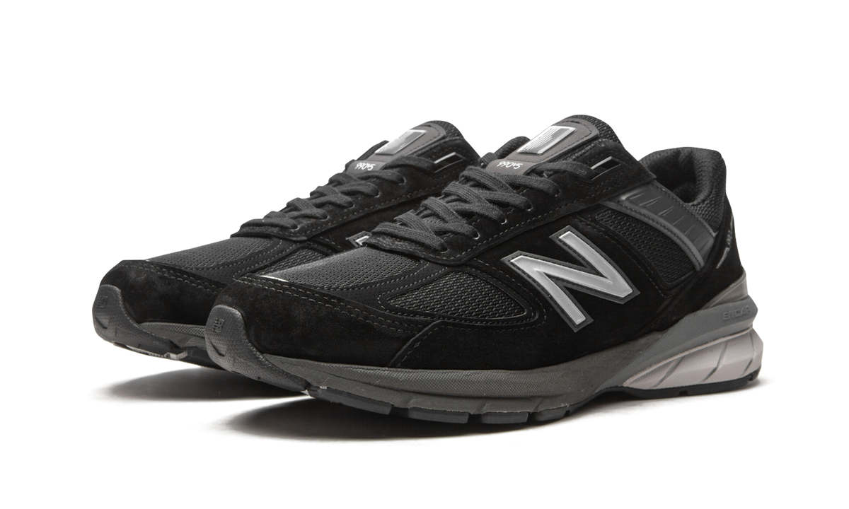 New Balance 990v5 Black