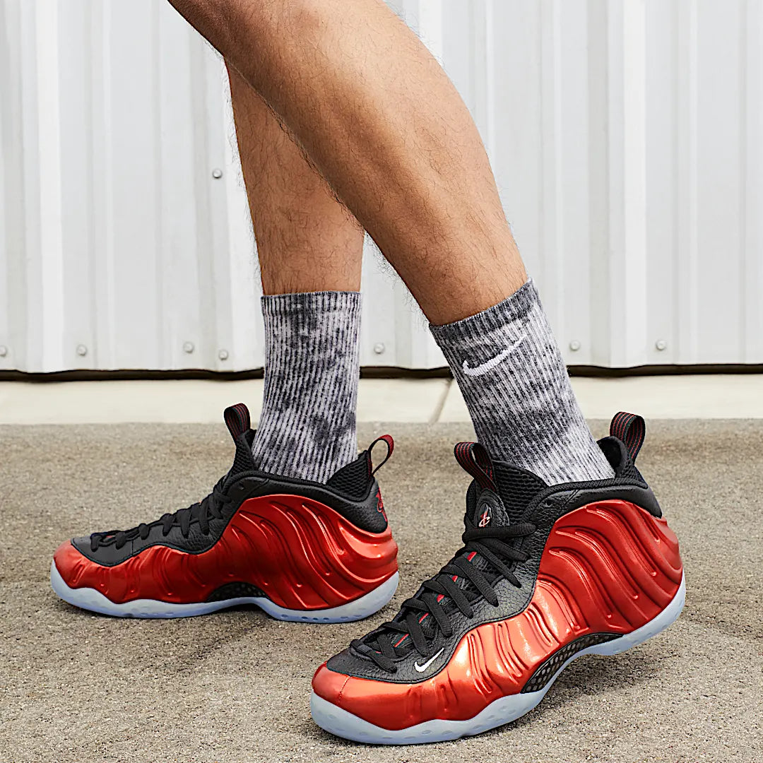 Nike Air Foamposite One Metallic Red 2023, Varsity Red/Black-White (DZ2545-600)