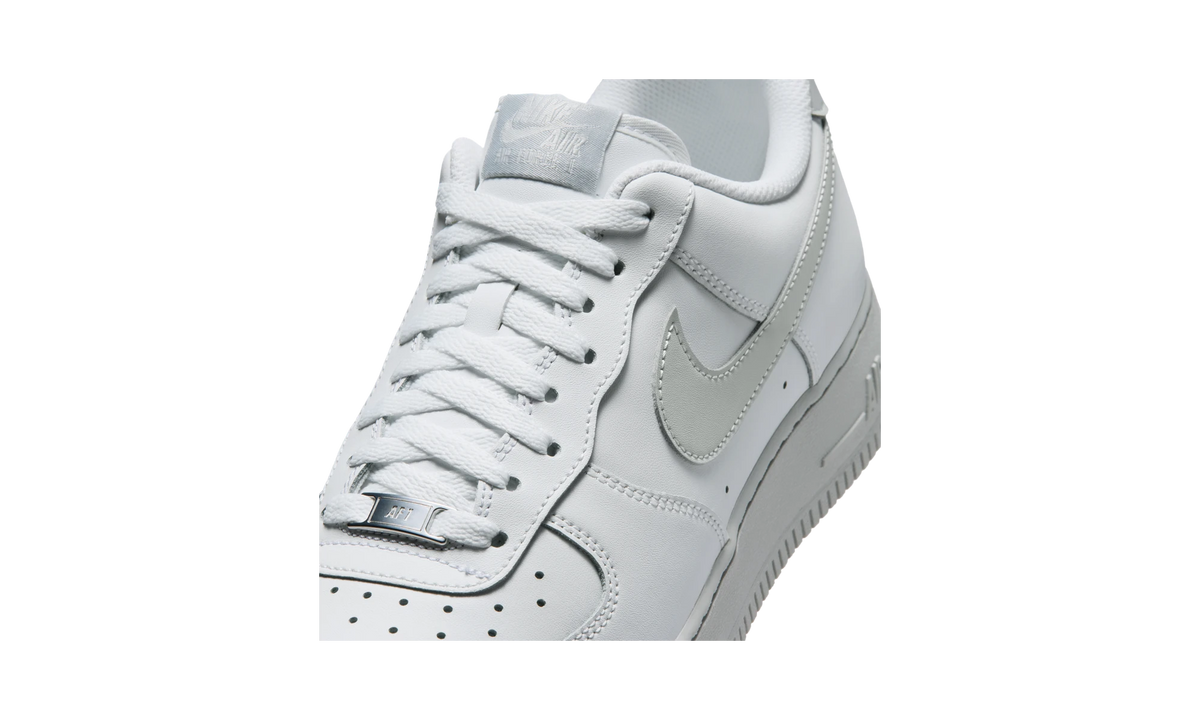 Nike Air Force 1 07 Summit White Strata Grey