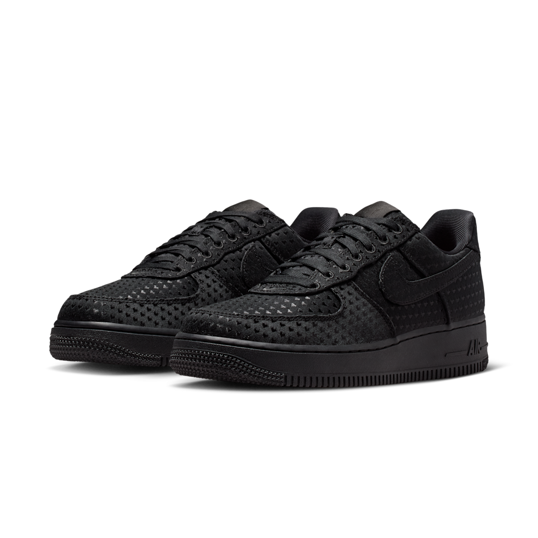 Nike Air Force 1 Low Valentine's Day Triple Black (2026)