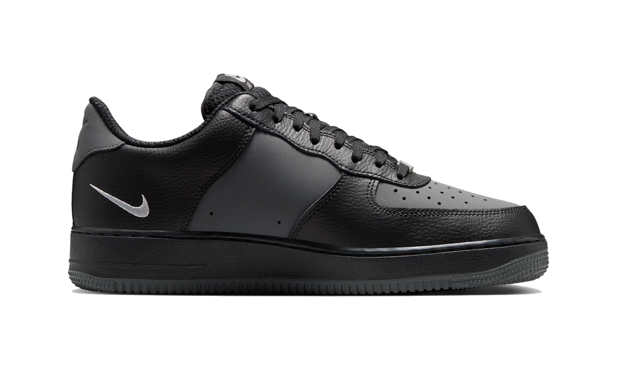 Nike Air Force 1 Low '07 LV8 Black Light Smoke Grey