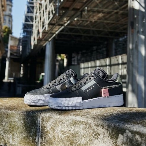 Nike Air Force 1 Type Black