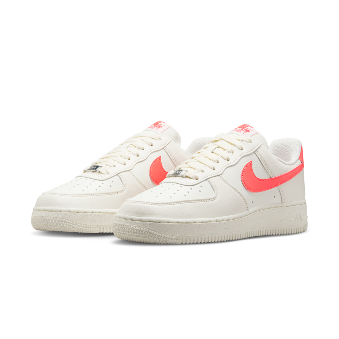 Nike Air Force 1 '07 Next Nature Sail Hot Lava, Sail/Hot Lava/Metallic Silver/Sail (DV3808-110)