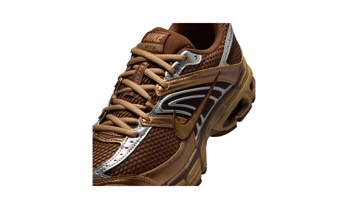 Nike Air Max Moto 2K Cacao Wow Metallic Silver