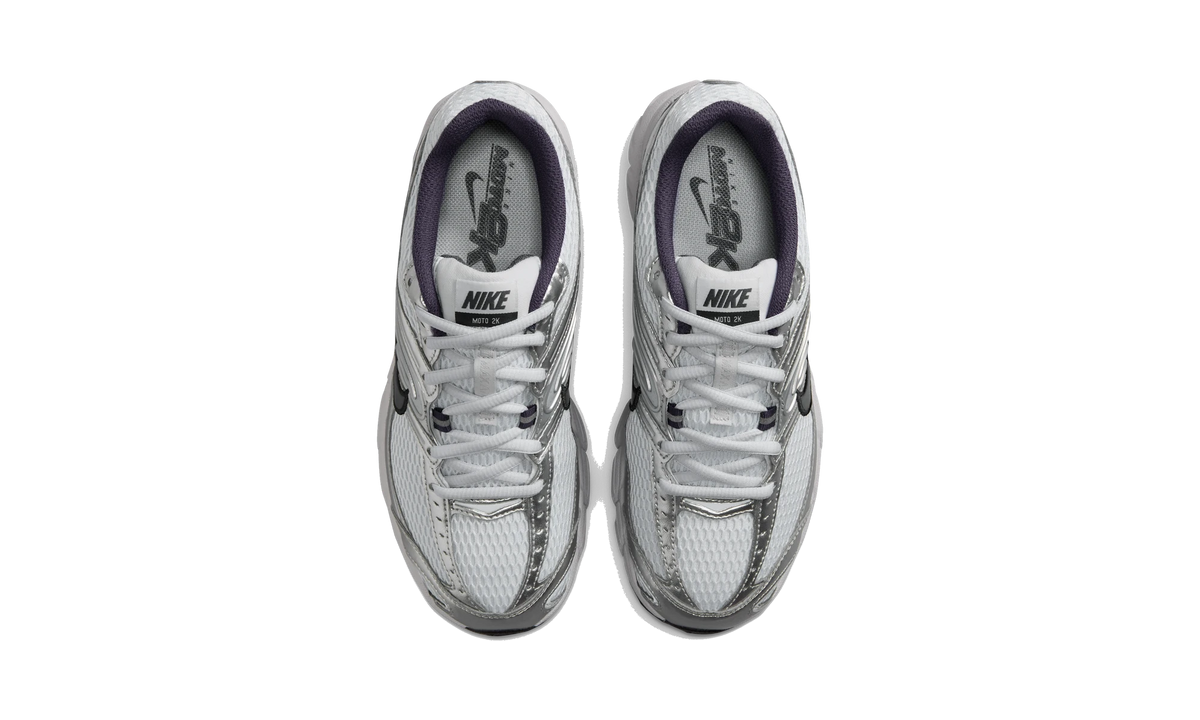 Nike Air Max Moto 2K Pure Platinum Gridiron Silver