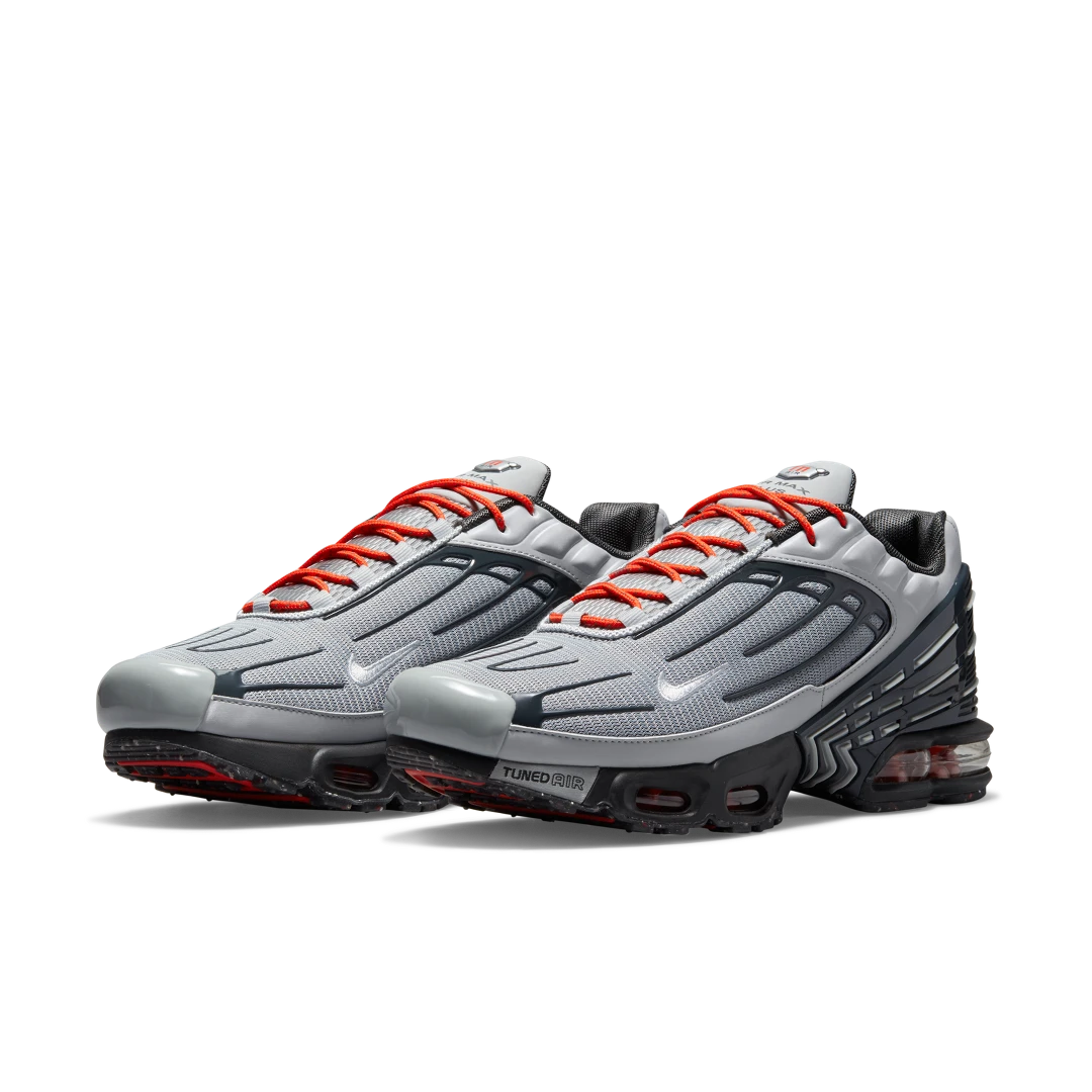 Nike Air Max Plus 3 Light Smoke Grey Metallic Silver, Light Smoke Grey/Metallic Silver (DM2560-001)