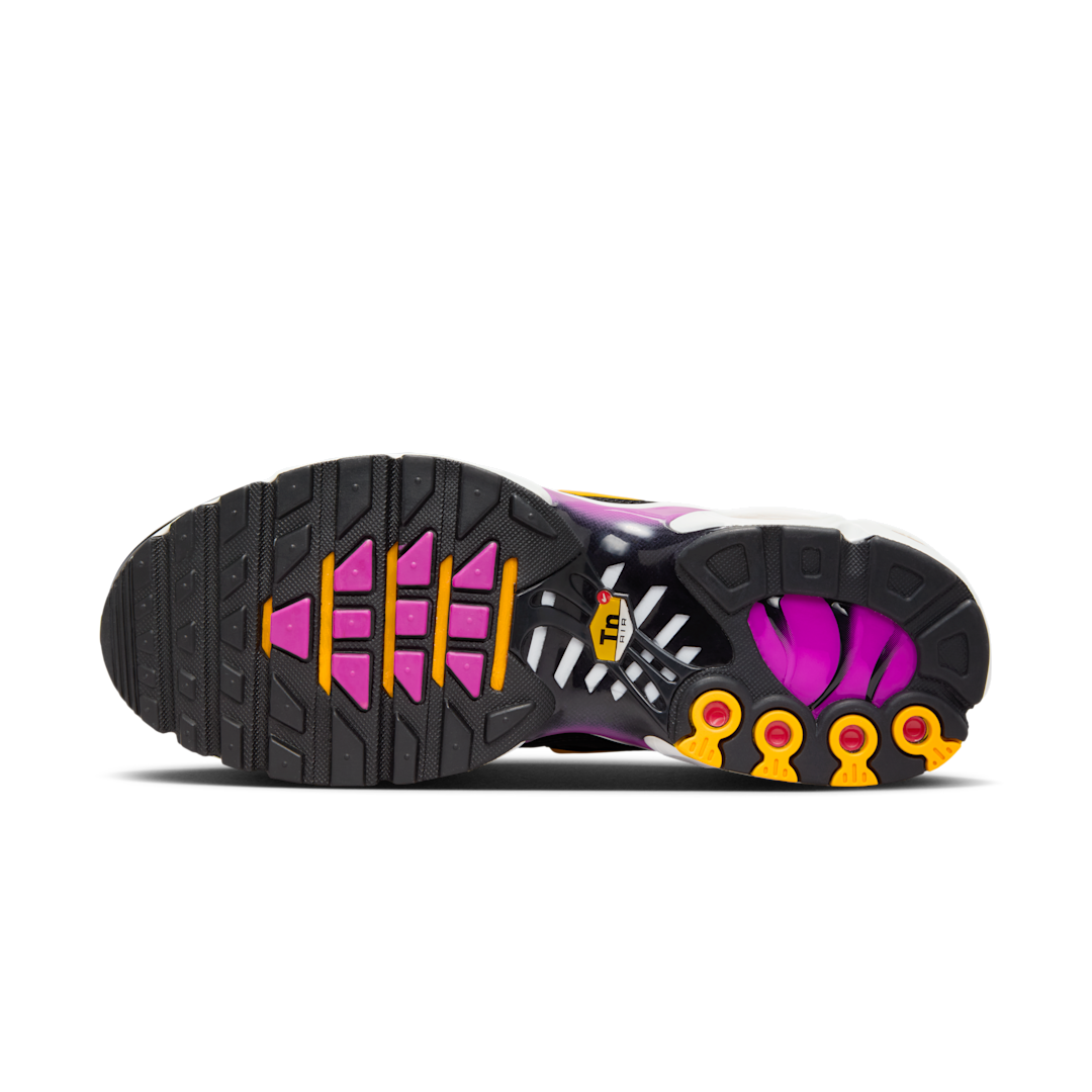 Nike Air Max Plus Black Laser Orange White Hyper Violet