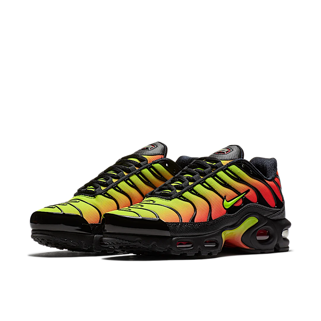 Nike Air Max Plus Black Volt Solar Red, Black/Volt-Solar Red (AQ9979-001)