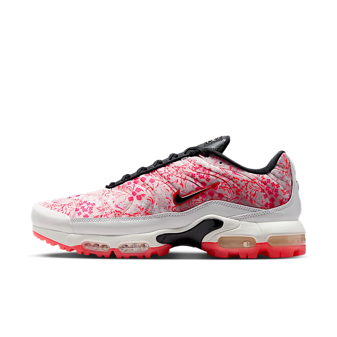 Nike Air Max Plus Golf The Masters Augusta Azaleas, Summit White/Pink Bloom/Bright Crimson/Black (HJ4512-100)