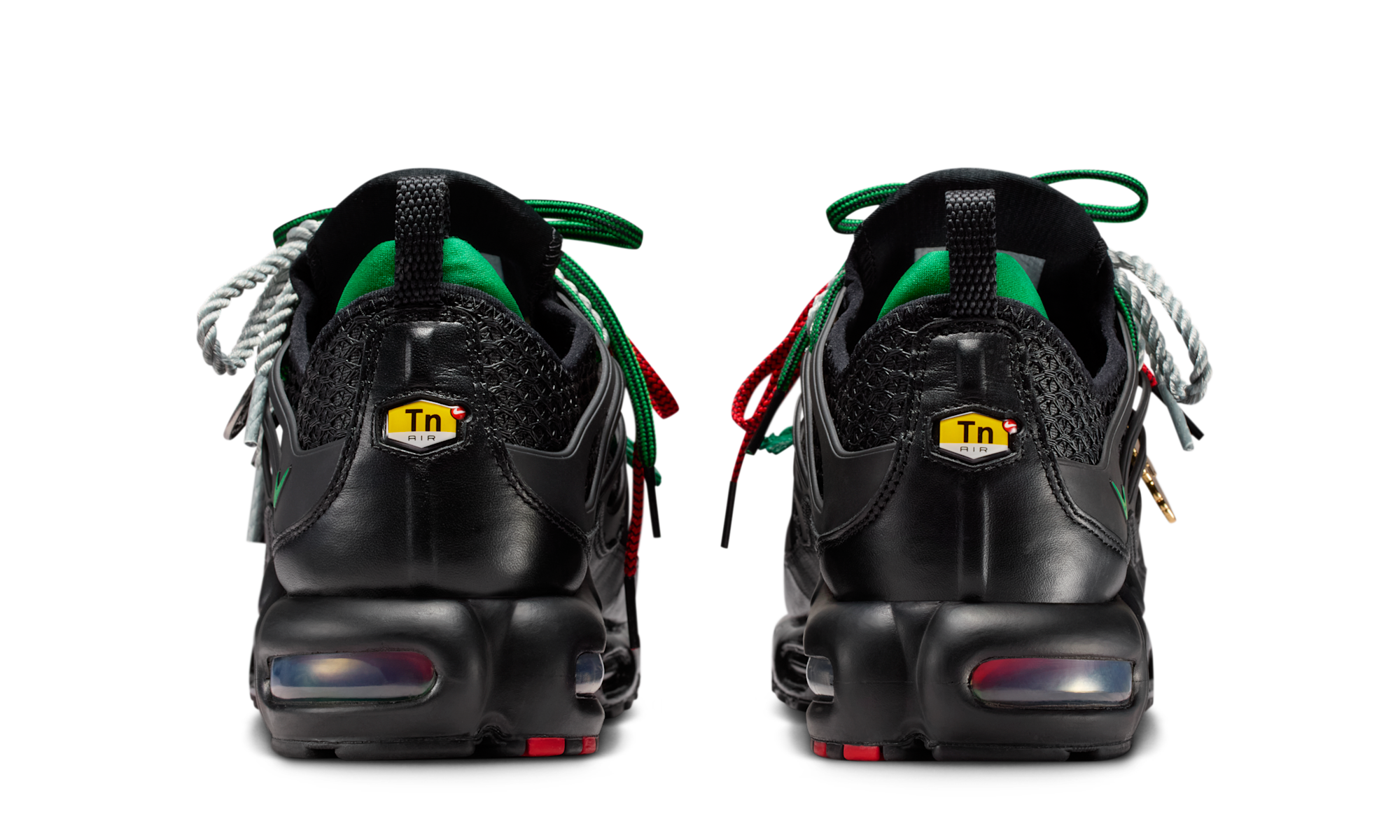Nike Air Max Plus Homecoming Black