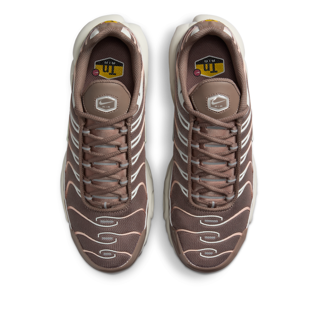 Nike Air Max Plus Mink Brown Baroque Brown Sail Metallic Silver