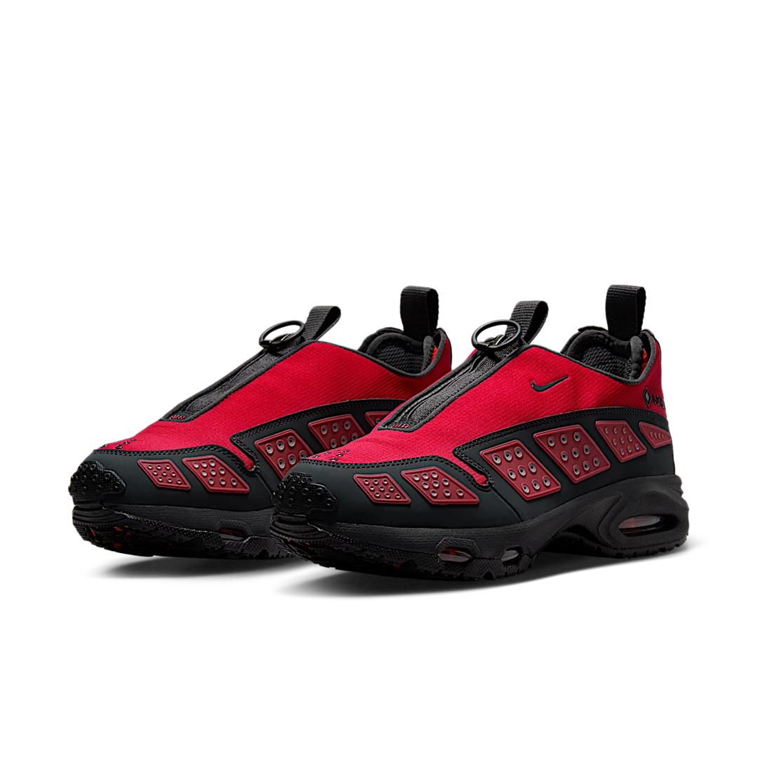 Nike Air Max Sunder Gore-Tex Hyper Crimson