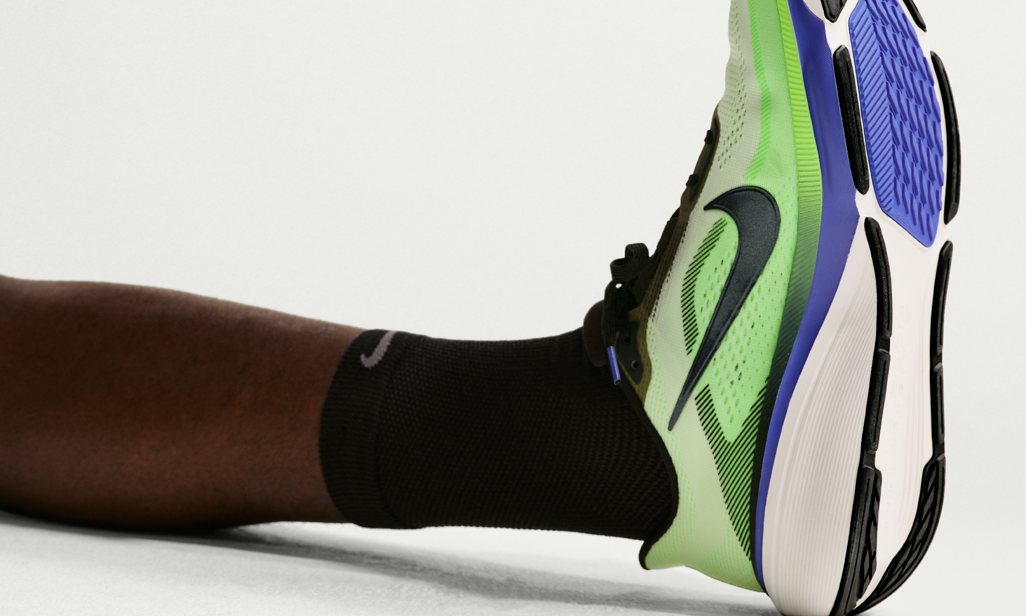 Nike Air Zoom Pegasus 42 Volt Tint Sapphire