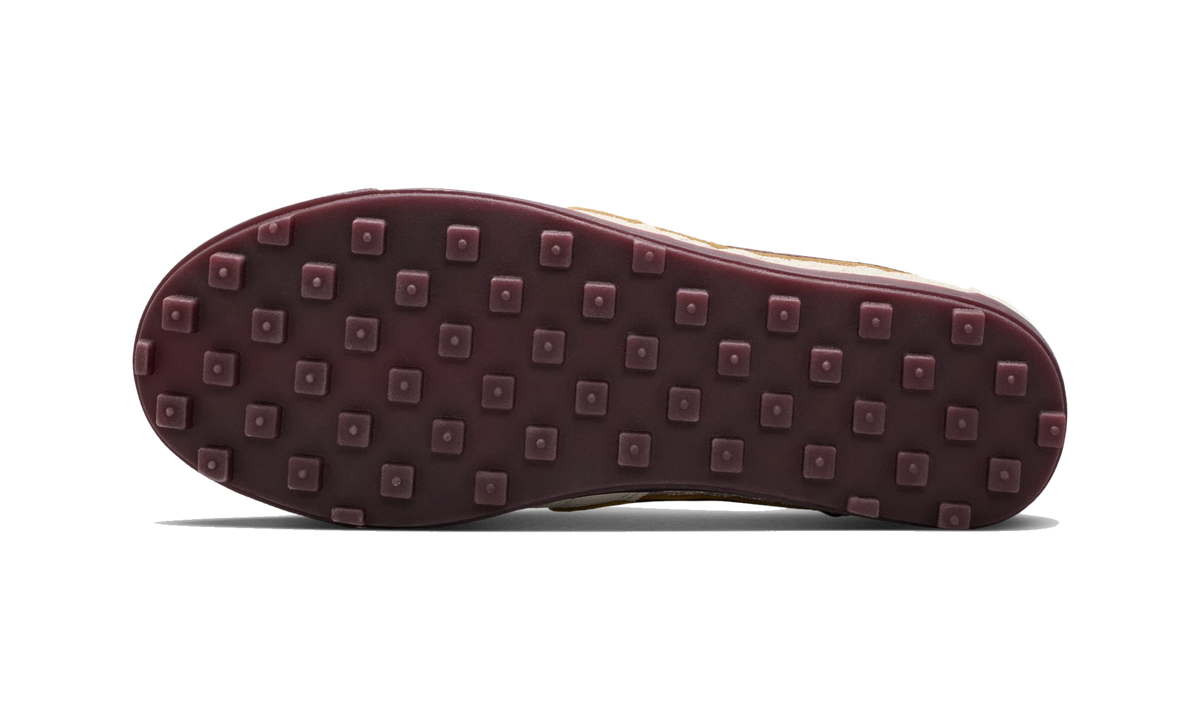 Nike Astro Grabber Leather SE Light Cream Burgundy Crush