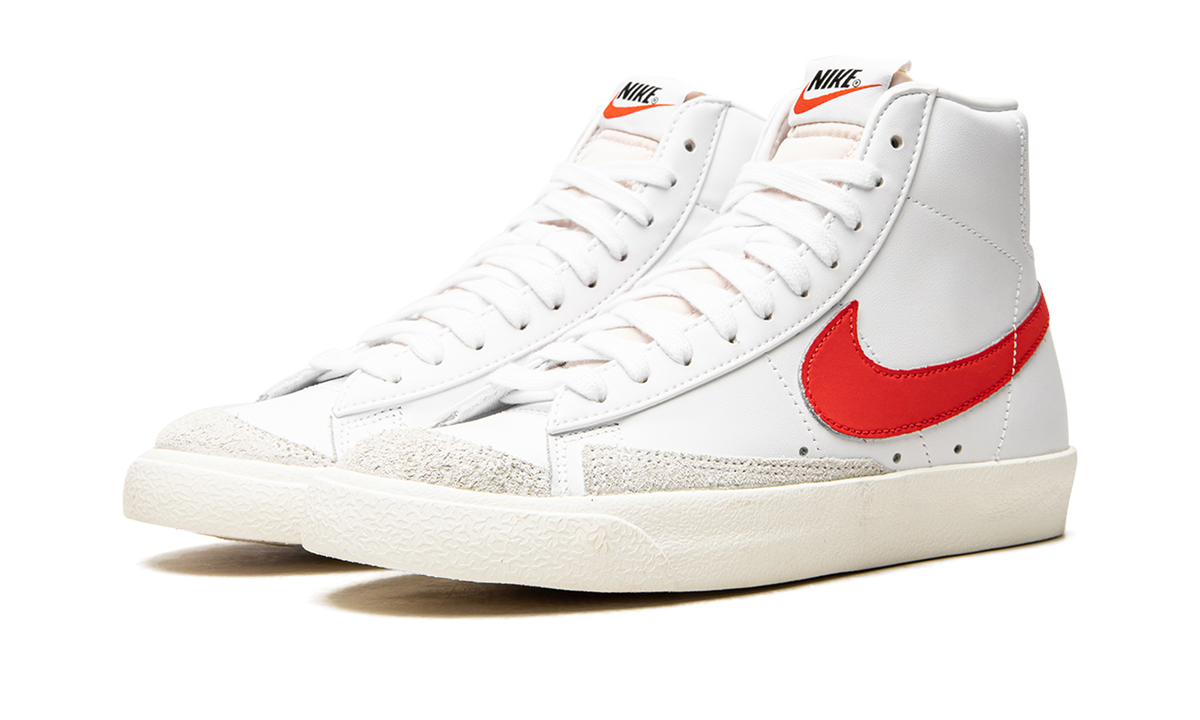 Nike Blazer Mid 77 Vintage Habanero Red