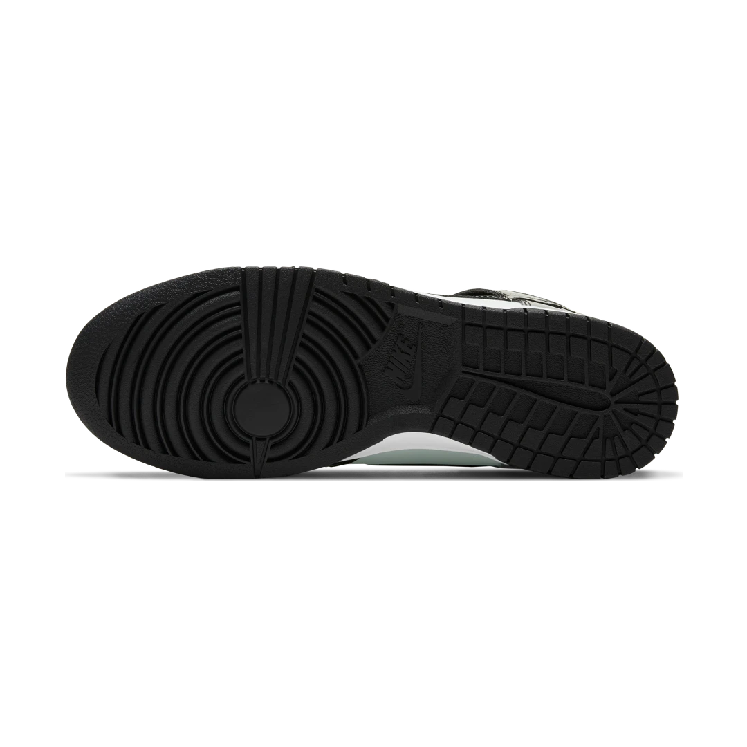 Nike Dunk High SE All-Star (2021), Barely Green/Black (DD1398-300 / DD1846-300)
