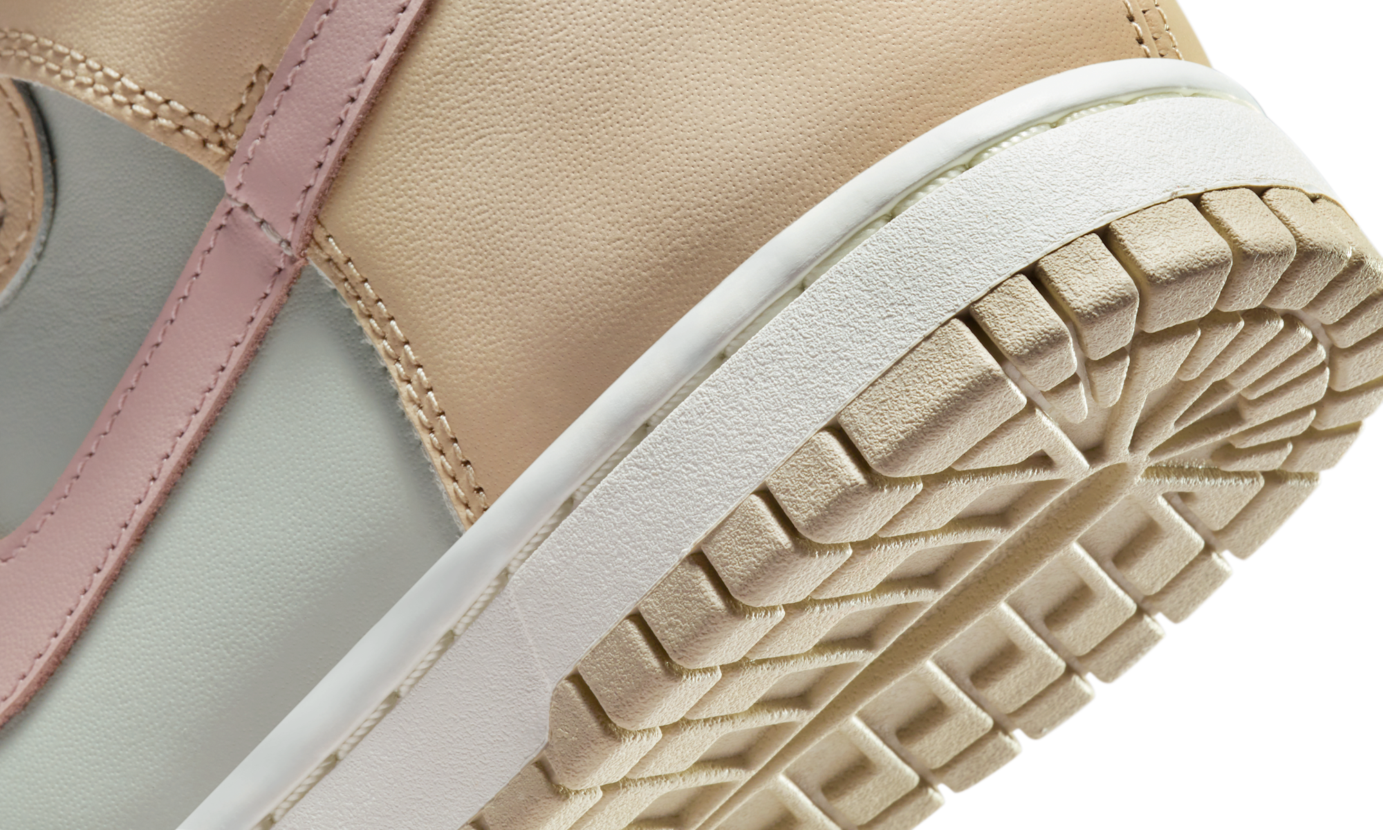 Nike Dunk High Sand Drift Pink Oxford