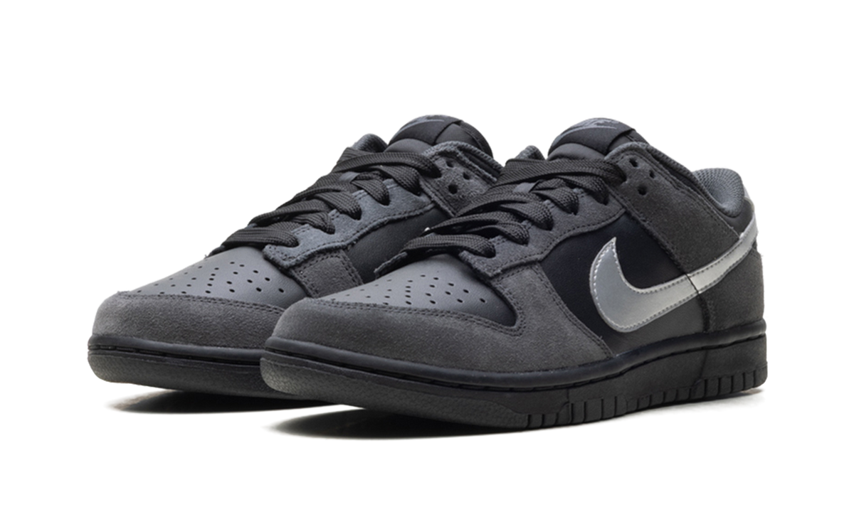 Nike Dunk Low Black Anthracite Silver