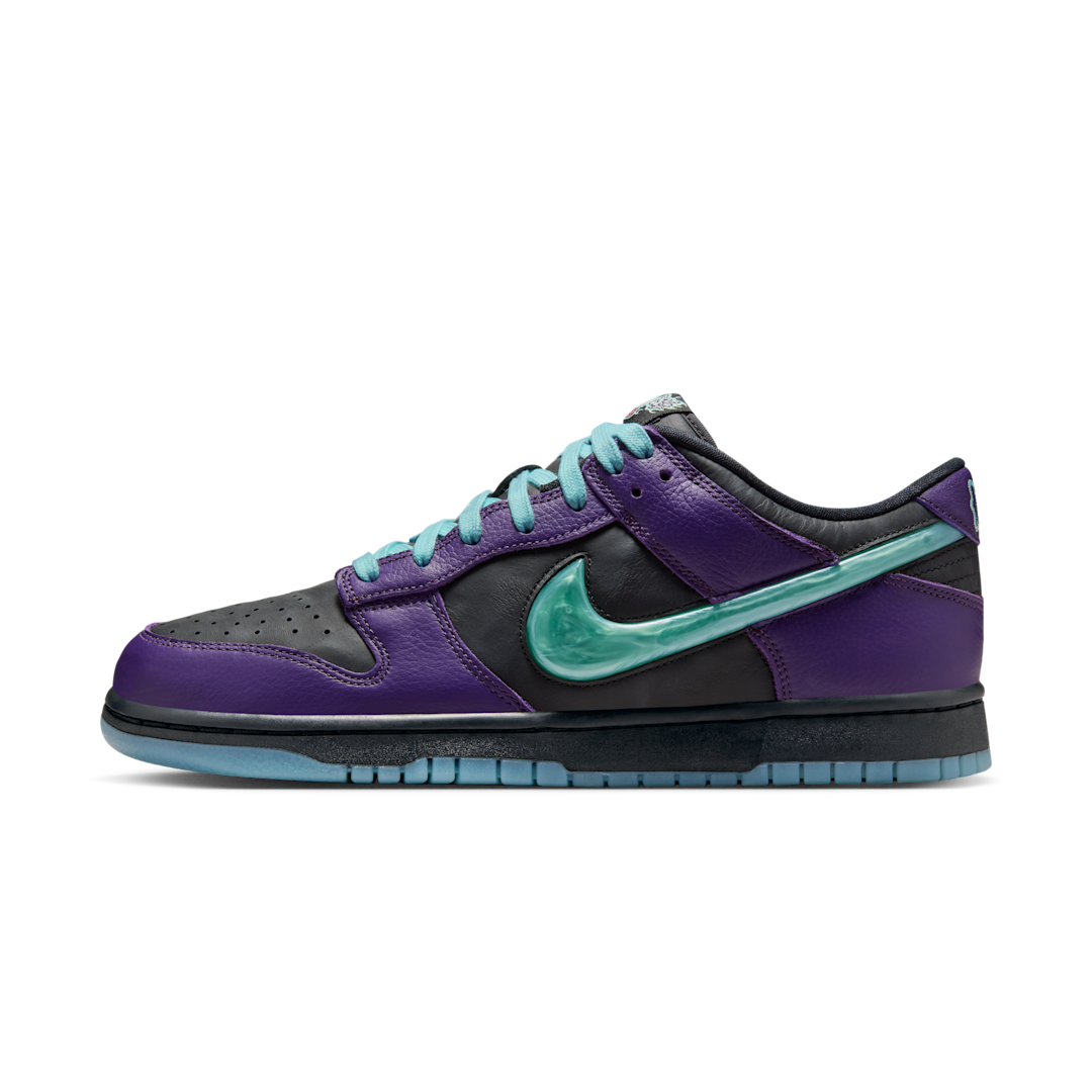 Nike Dunk Low LTD Wizard