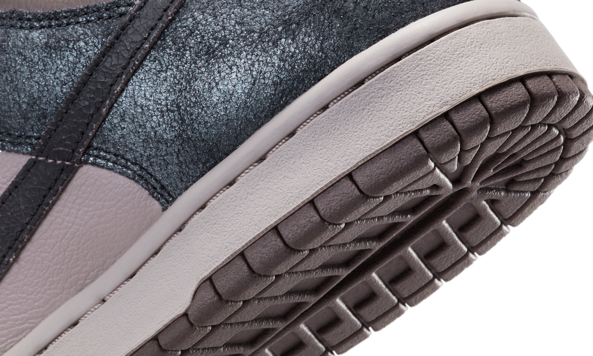 Nike Dunk Low Retro NYC CBGB