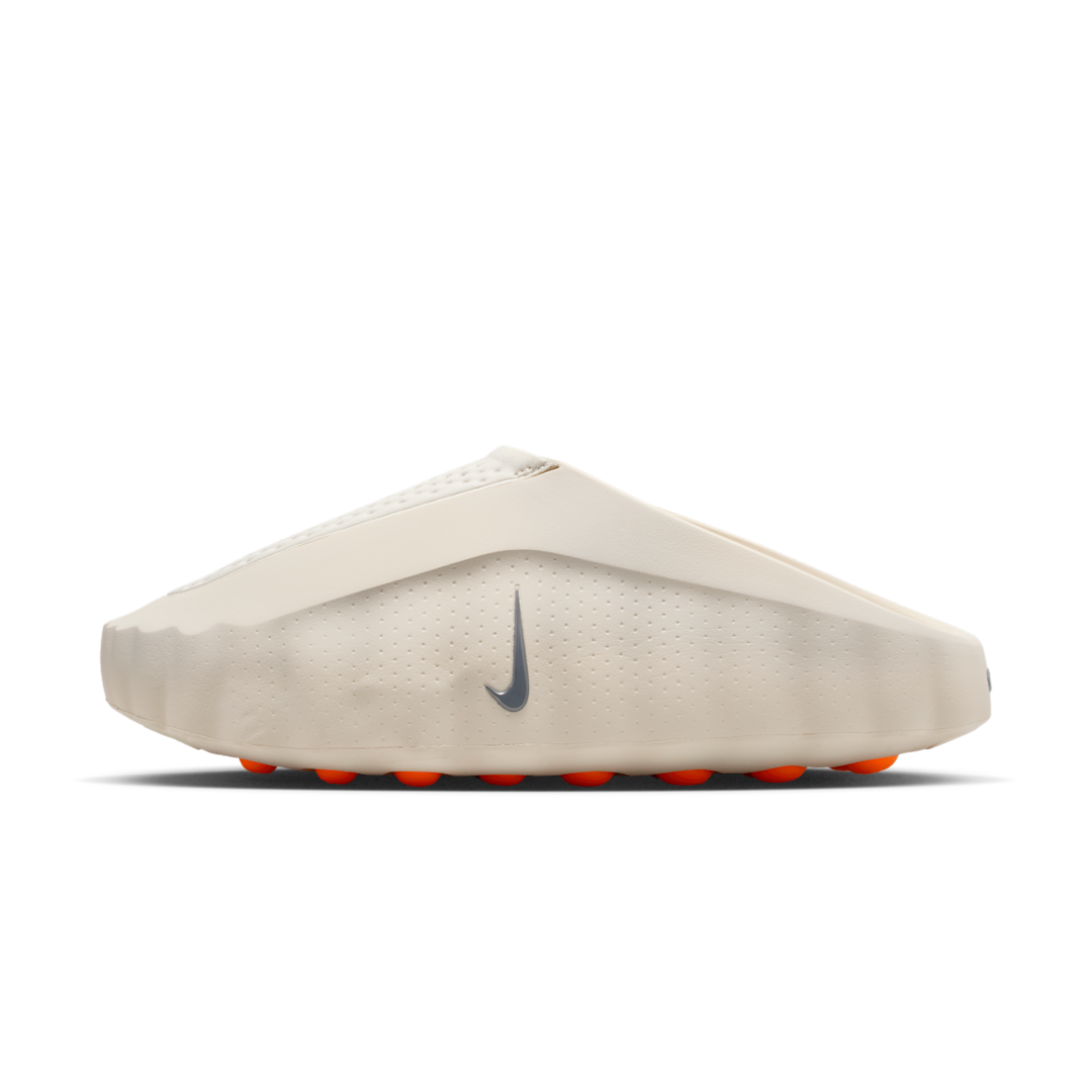 Nike Mind 001 Slide Light Bone, Light Bone/Hyper Crimson/Buff/Chrome (HQ4307-002)