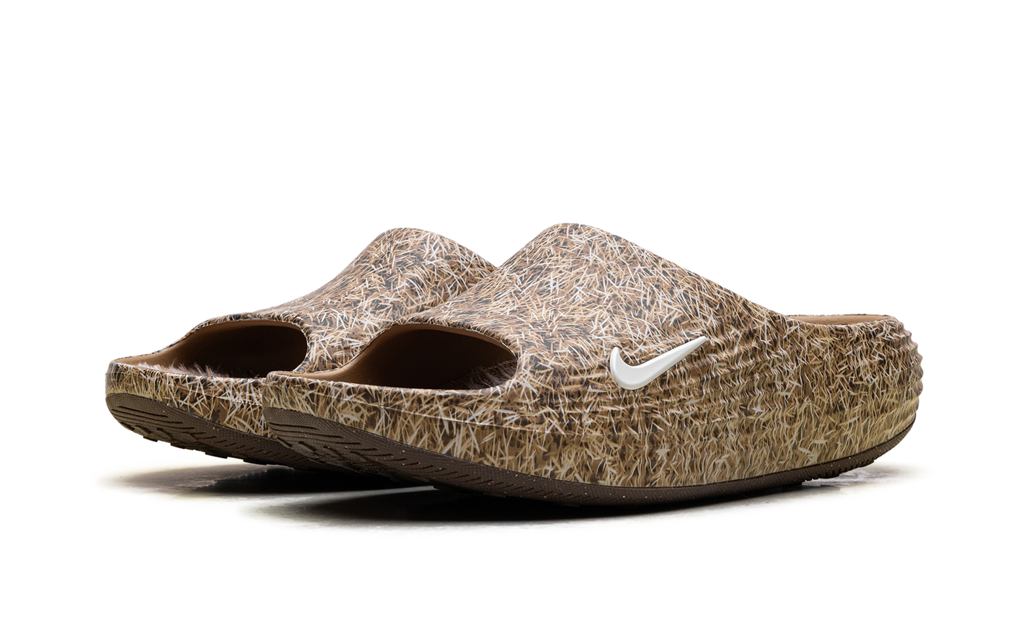 Nike ReactX Rejuven8 Slide .SWOOSH Touch Grass Wheat