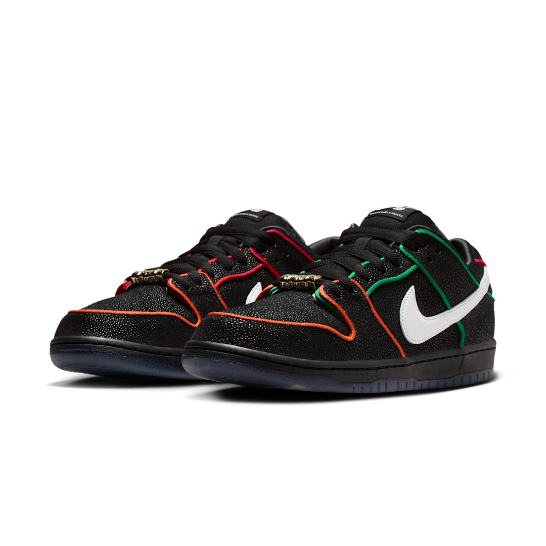 Nike SB Dunk Low Bronx Girls Skate