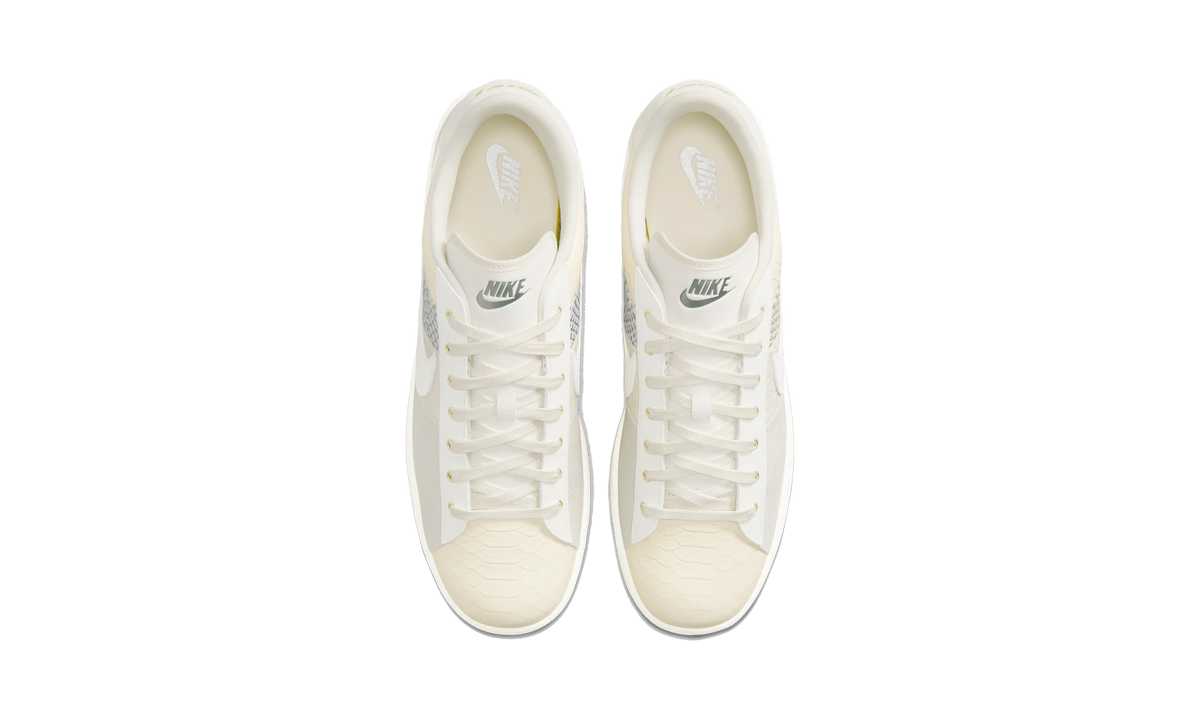 Nike Tennis Classic CS PRM WTCH BND Pale Ivory