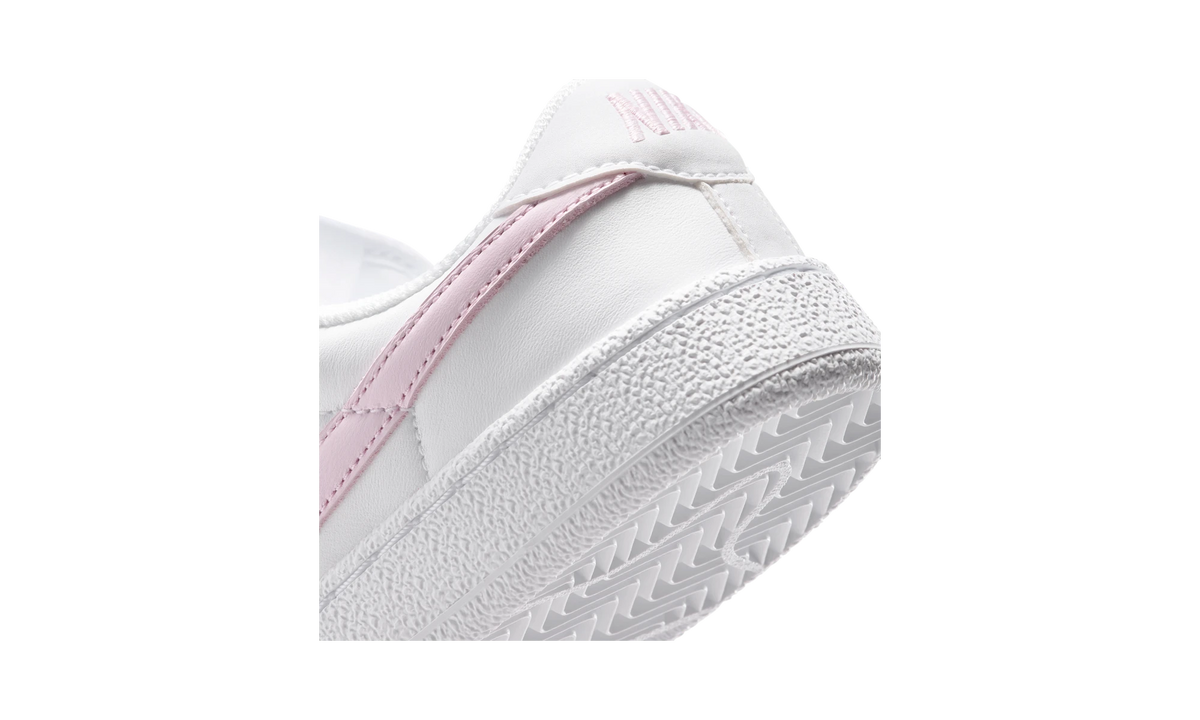 Nike Tennis Classic White Pink Foam