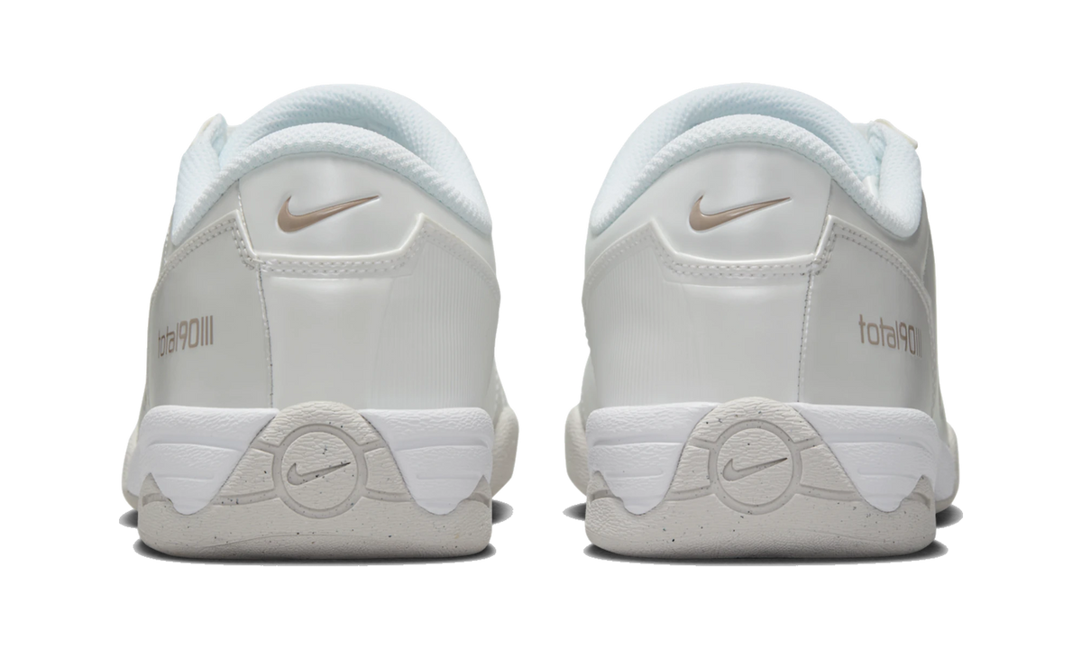 Nike Total 90 3 Photon Dust