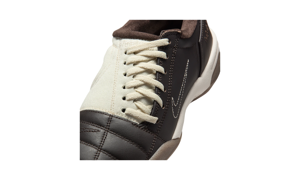 Nike Total 90 Velvet Brown