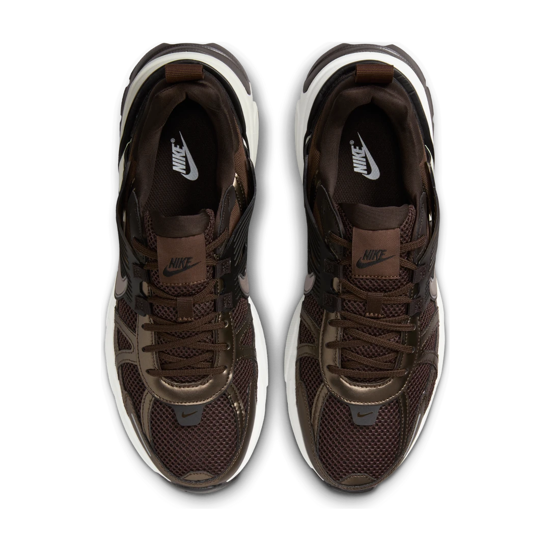 Nike V2K Run Velvet Brown White Black Baroque Brown, Velvet Brown/White/Black/Baroque Brown (HJ4497-200)