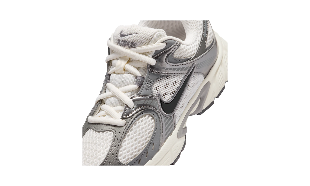 Nike V5 RNR Phantom Pencil Point