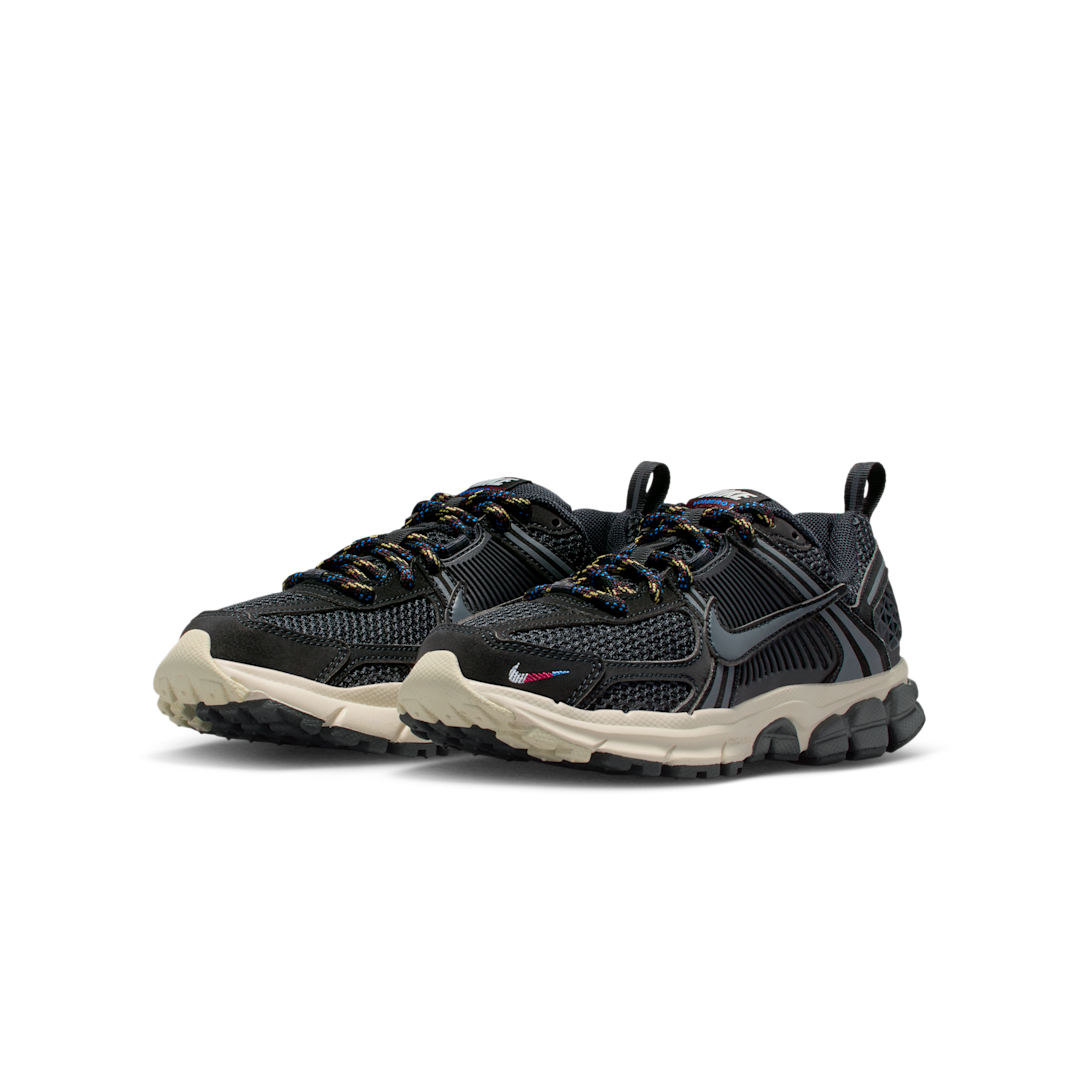 Nike Vomero 5 Black Soft Pearl Burgundy Crush