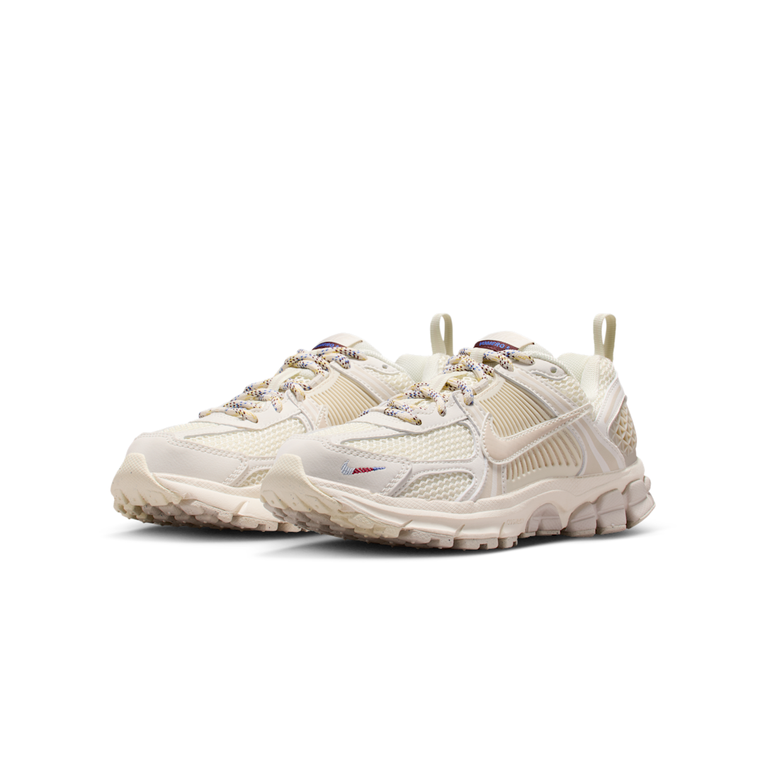 Nike Vomero 5 Soft Pearl Burgundy Crush