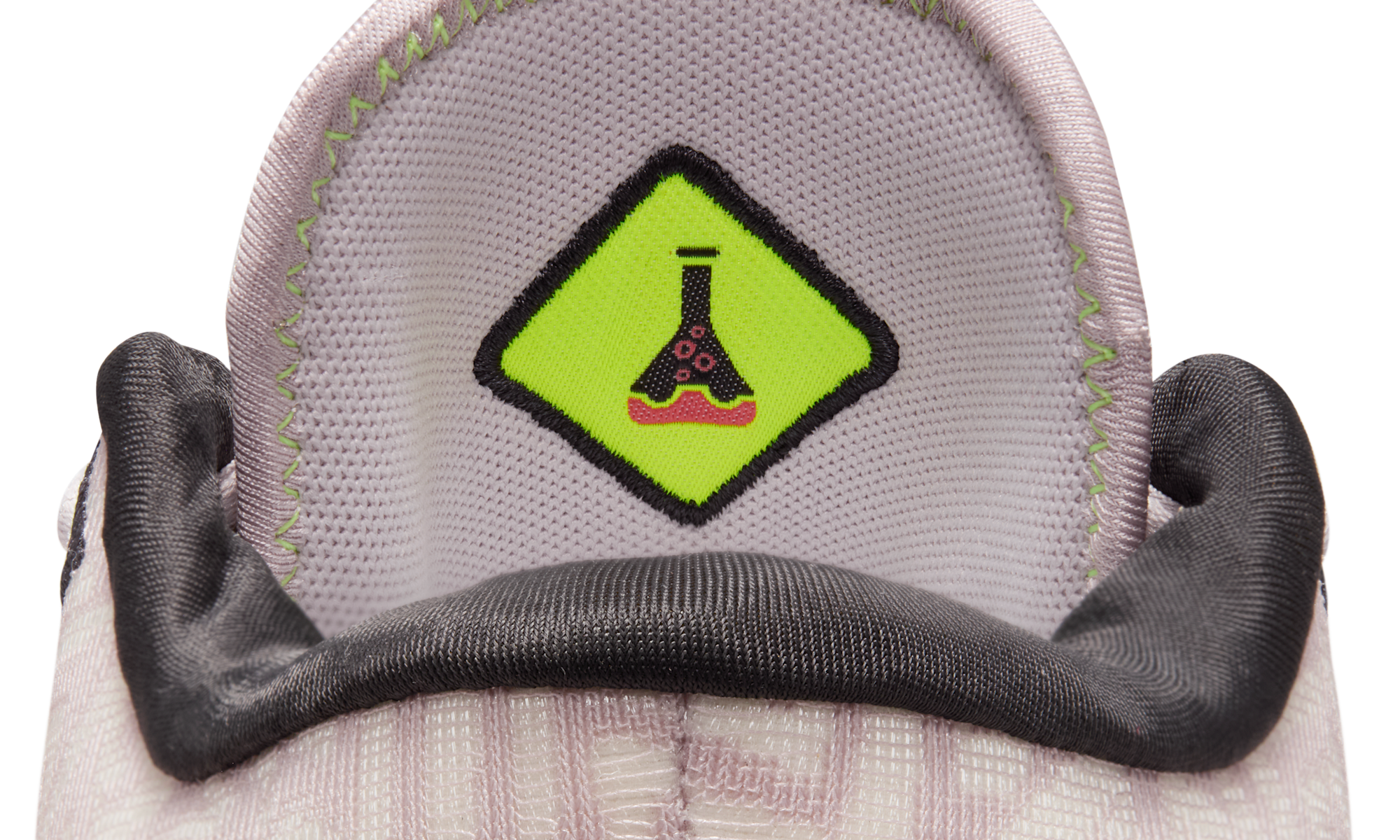 Nike Zoom LeBron NXXT Genisus Platinum Violet