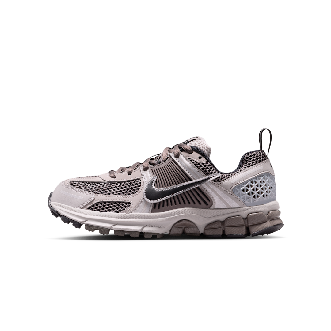 Nike Zoom Vomero 5 College Grey Black-Cave Stone, College Grey/Cave Stone/Metallic Silver/Black (HF6998-010)