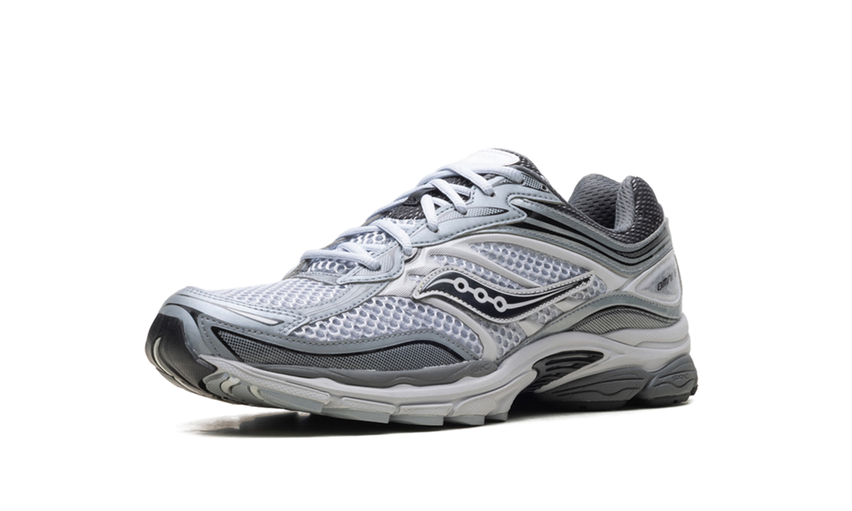 Saucony ProGrid Omni 9 Microchip