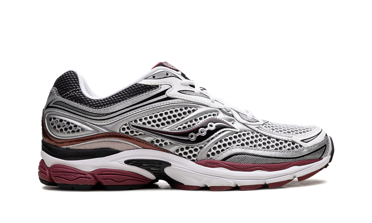 Saucony ProGrid Omni 9 OG White Silver Red