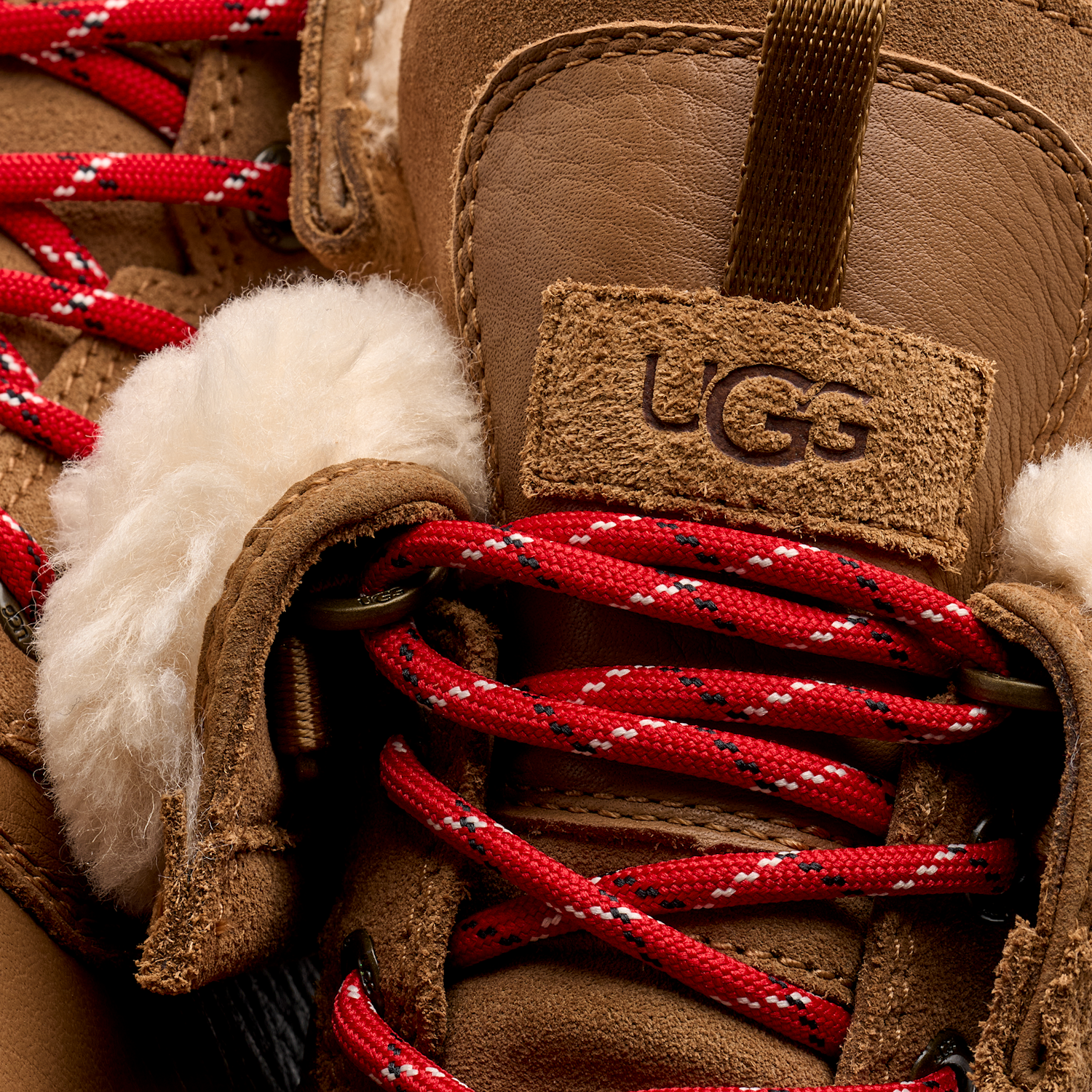 UGG Adirondack Boot XXV Chestnut, Chestnut (1170591-CHE)