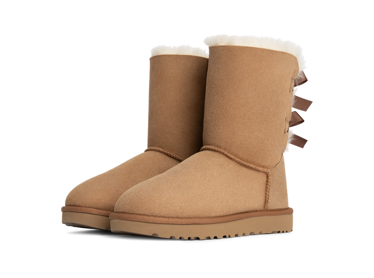 UGG Bailey Bow II Boot Chestnut
