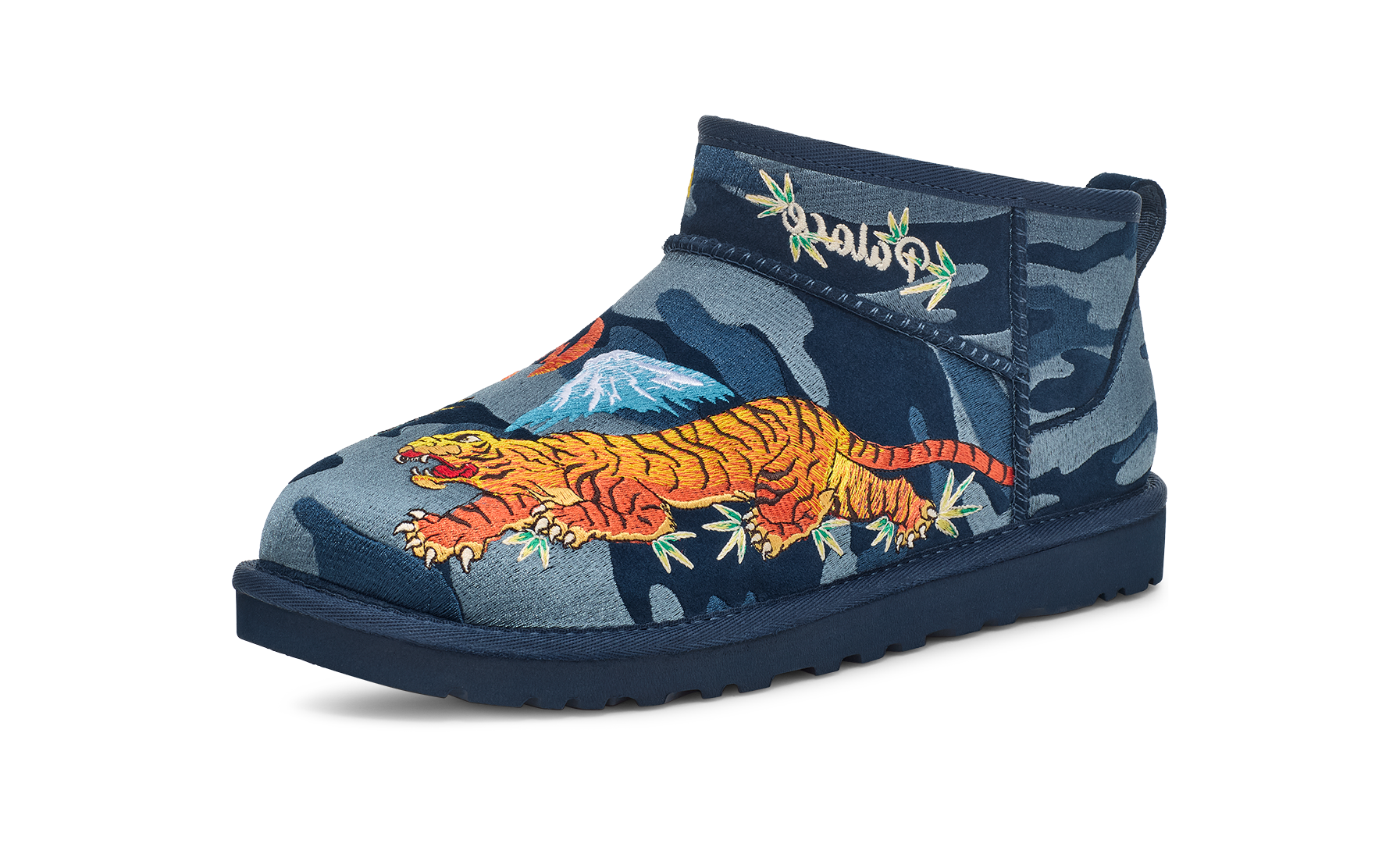 UGG Classic Ultra Mini Boot Palace Navy Camo, Navy (1172071-BCM)